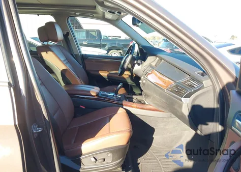 2012 BMW X5 xDrive35D из США, поврежденный, VIN 5UXZW0C53CL667188